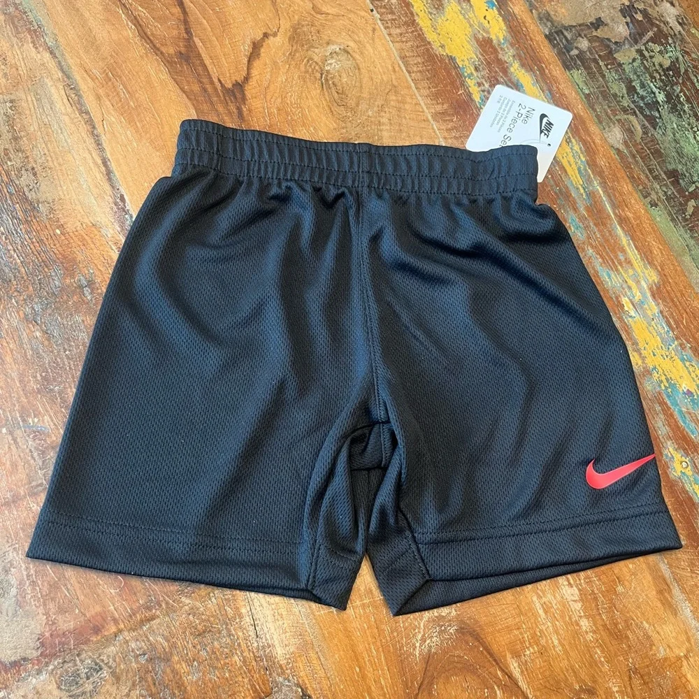NWT Nike Boys 2 Piece Shorts Set - Picture 3 of 5